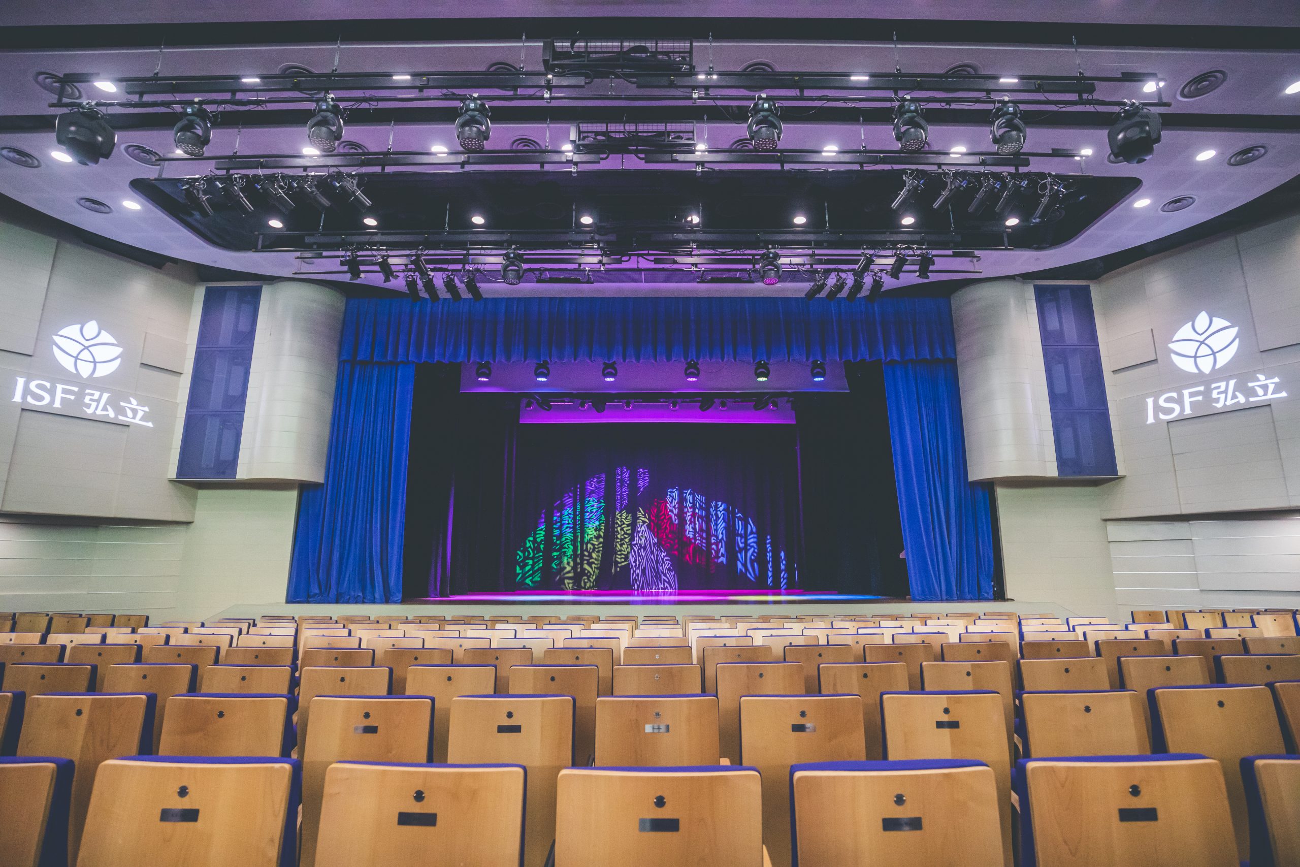 Auditorium 4
